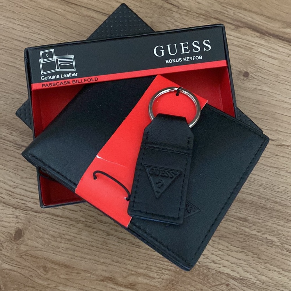 NEW guess leather black foldable passcase billfold wallet in gift box NWT